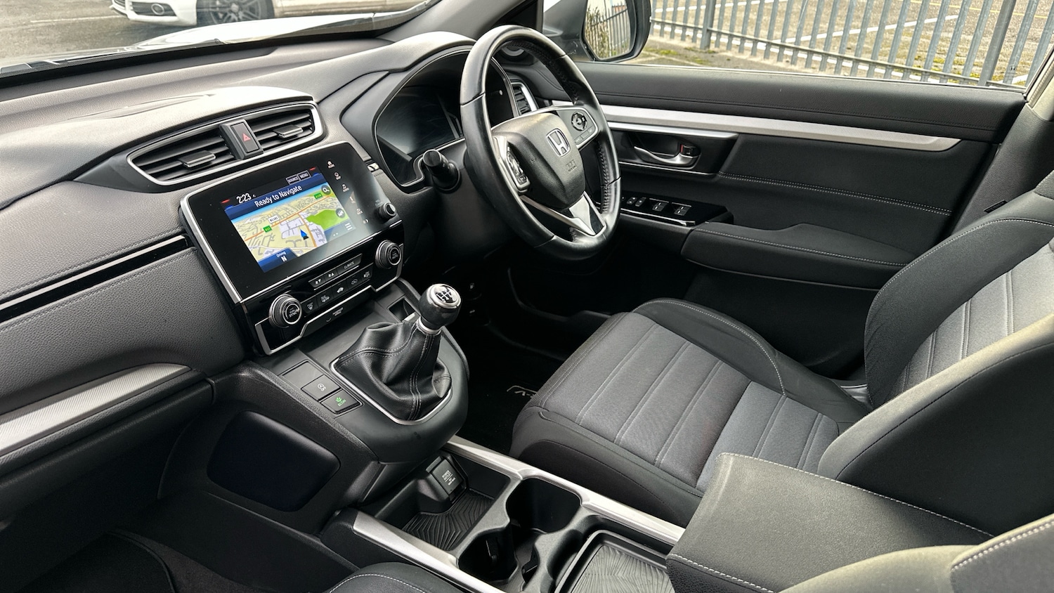 Used Honda CR-V 2019 for sale - 76693199: Photo 2