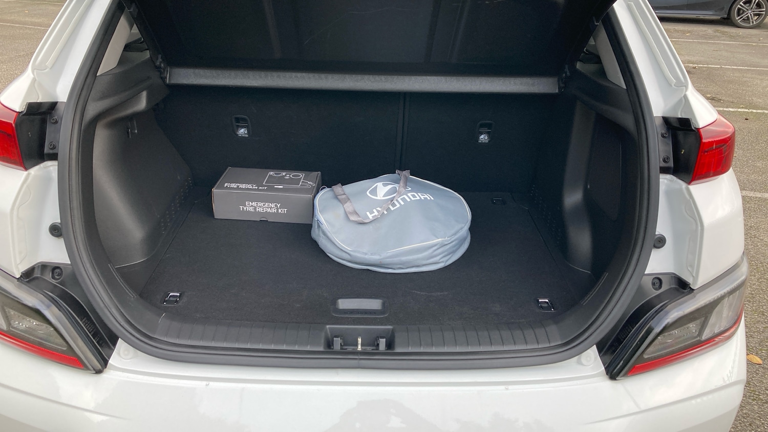 Used Hyundai KONA 2021 for sale - 76905954: Photo 4