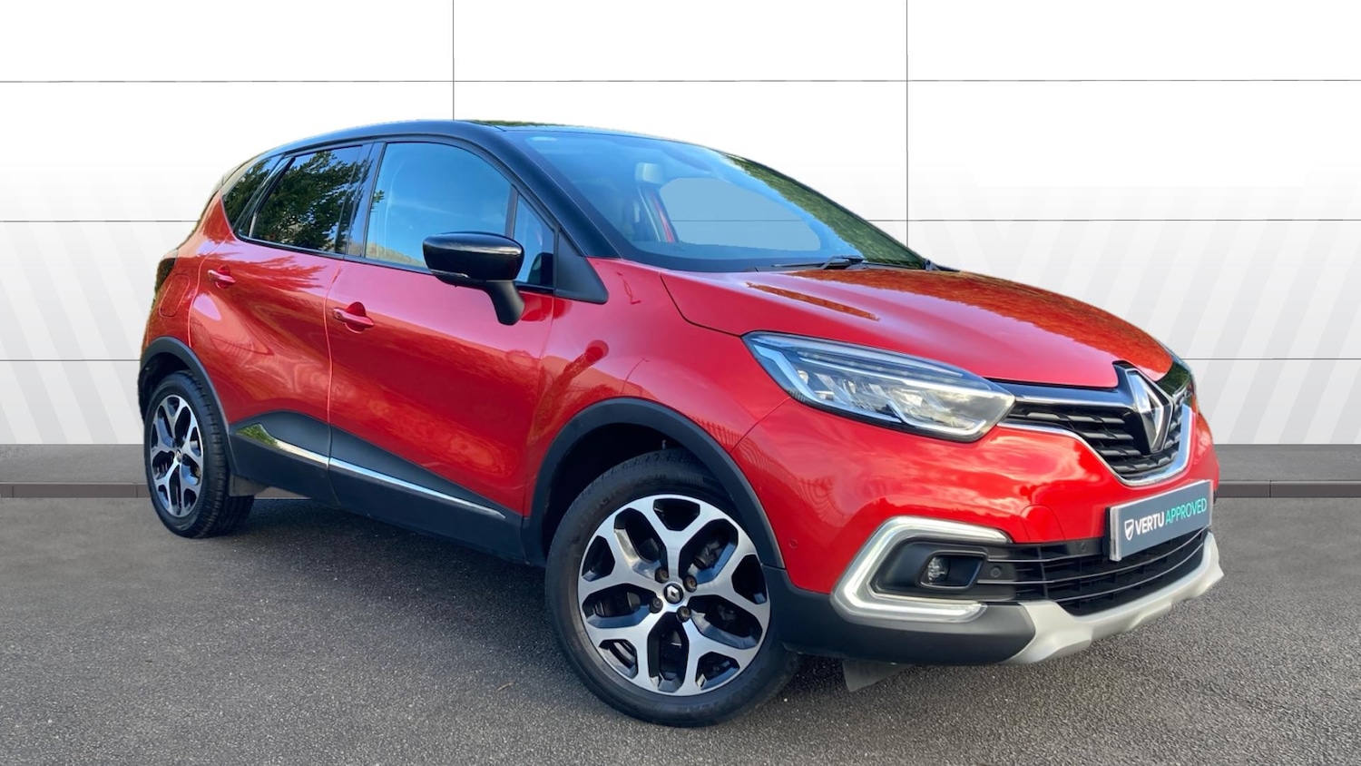 Used Renault Captur 2019 for sale - 76402358: Photo 1