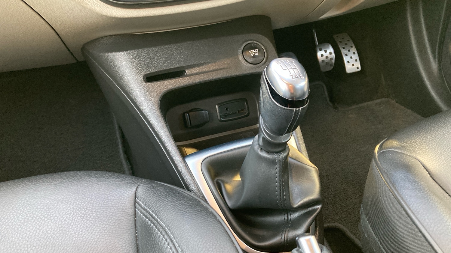 Used Renault Captur 2019 for sale - 76402358: Photo 13