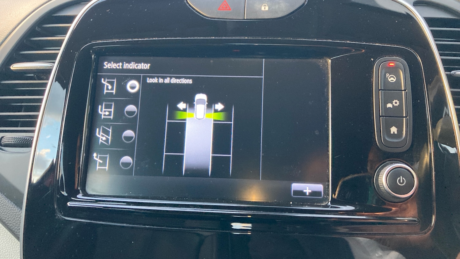 Used Renault Captur 2019 for sale - 76402358: Photo 32