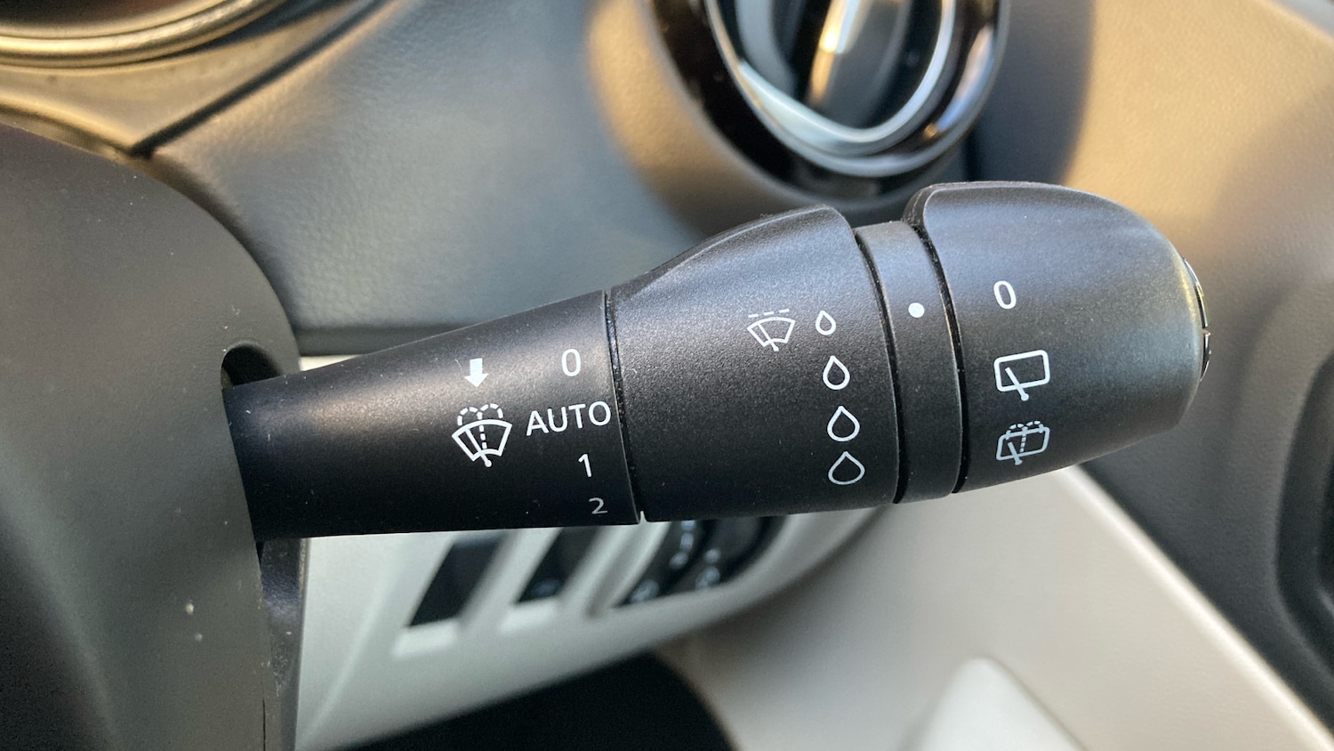 Used Renault Captur 2019 for sale - 76402358: Photo 38