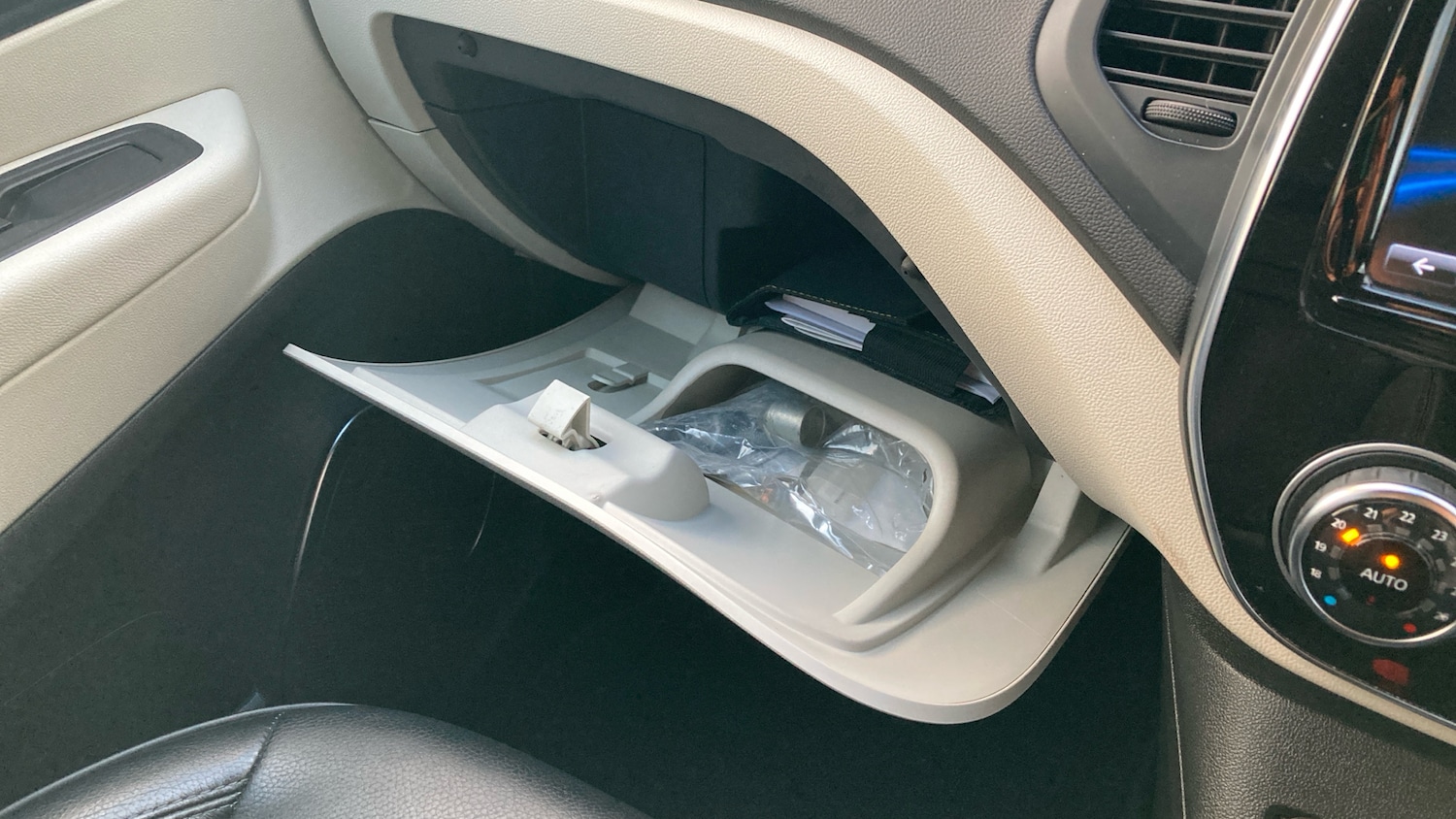 Used Renault Captur 2019 for sale - 76402358: Photo 43