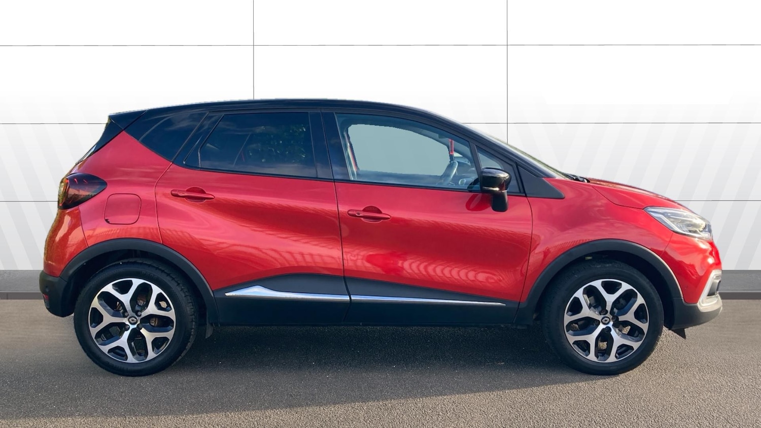 Used Renault Captur 2019 for sale - 76402358: Photo 5