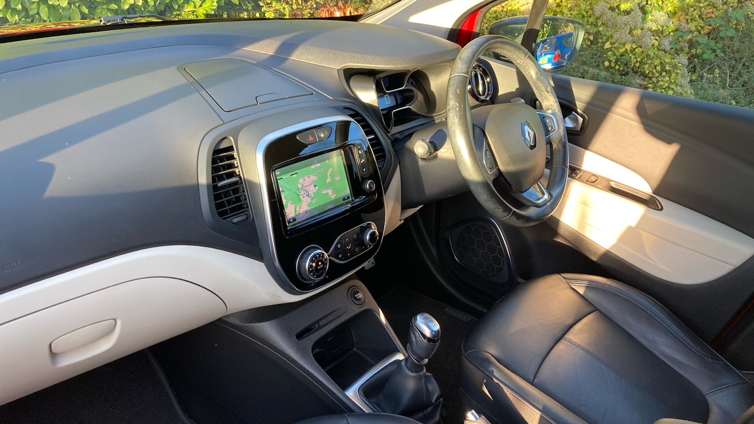 Used Renault Captur 2019 for sale - 76402358: Photo 9