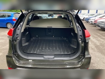 Used Nissan X-Trail 2018 for sale - 75981610: Photo