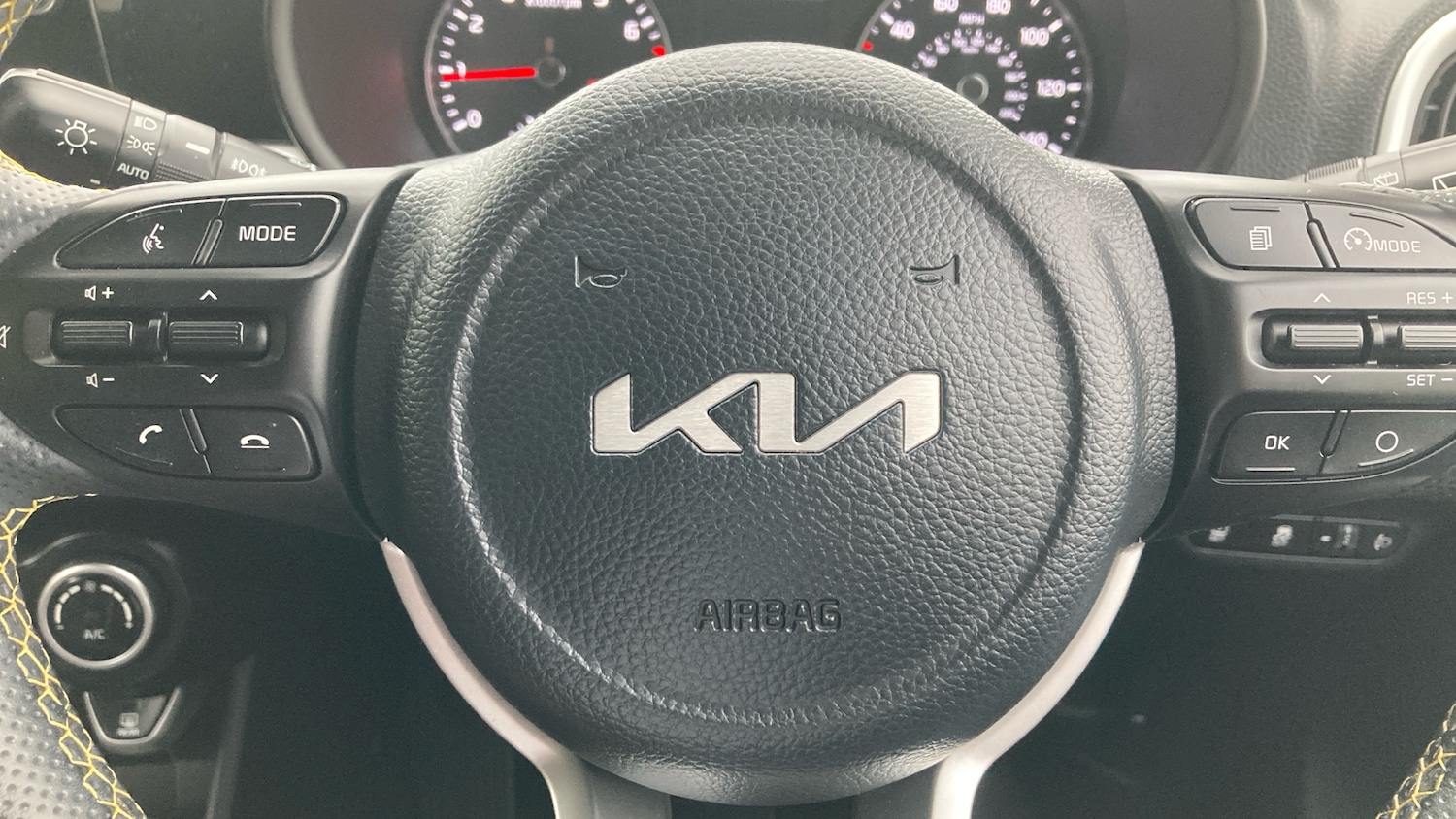 Used Kia Picanto 2022 for sale - 76428596: Photo 40