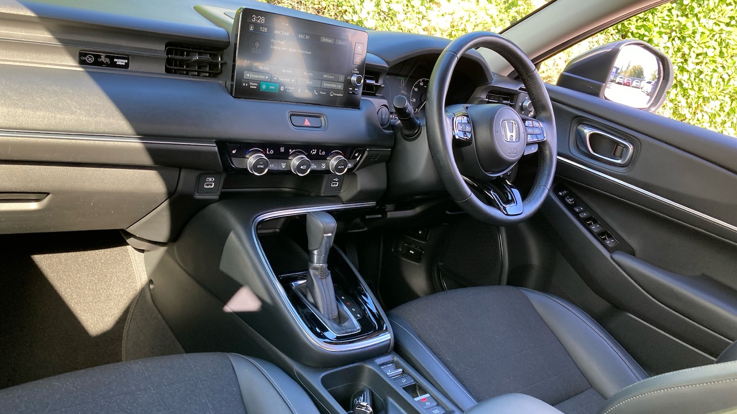 Used Honda HR-V 2023 for sale - 75895305: Photo 2