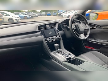 Used Honda Civic 2020 for sale - 79333118: Photo