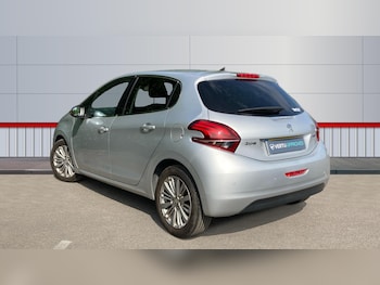 Used Peugeot 208 2016 for sale - 75420741: Photo