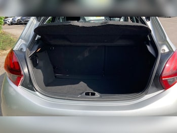 Used Peugeot 208 2016 for sale - 75420741: Photo