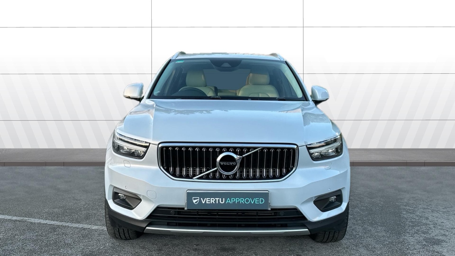 Used Volvo XC40 2022 for sale - 76712310: Photo 3