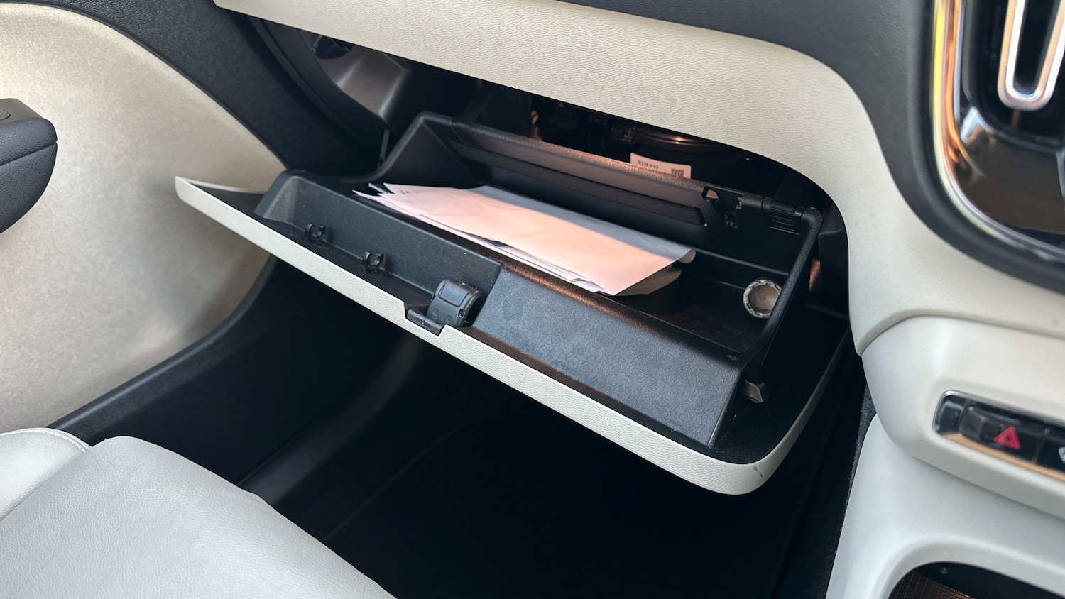 Used Volvo XC40 2022 for sale - 76712310: Photo 43