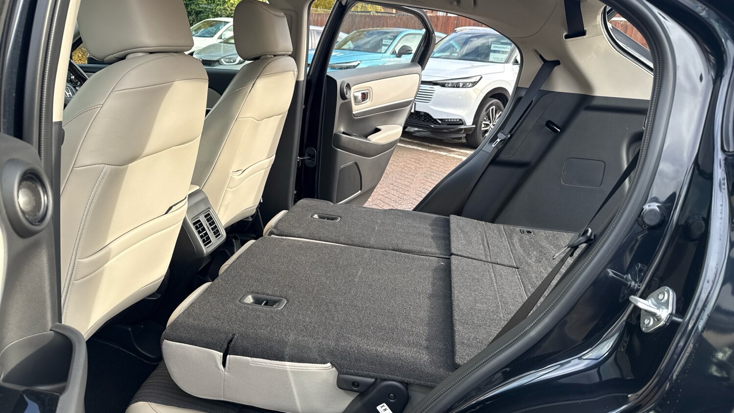 Used Honda HR-V 2022 for sale - 76830538: Photo 24