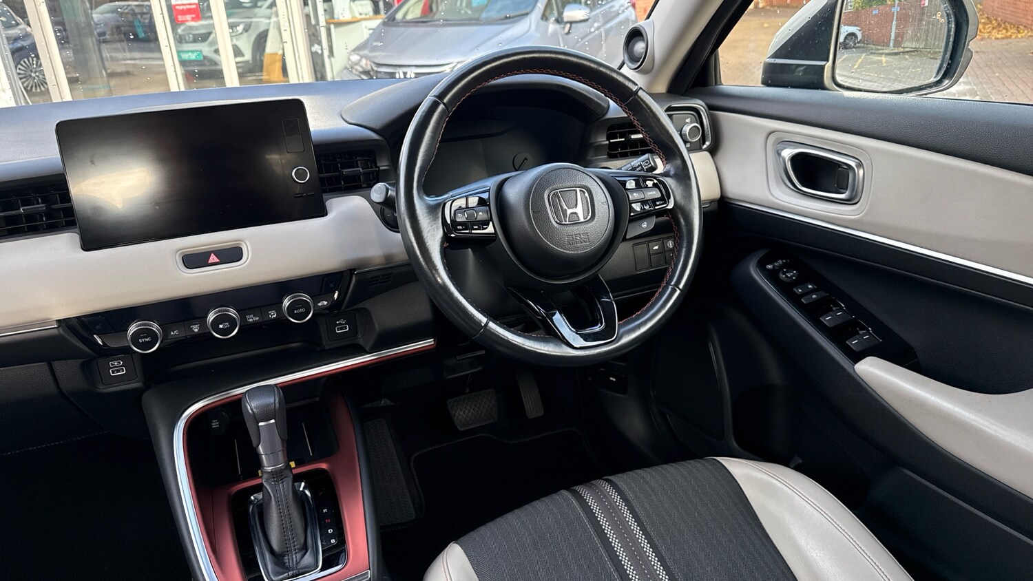 Used Honda HR-V 2022 for sale - 76830538: Photo 28