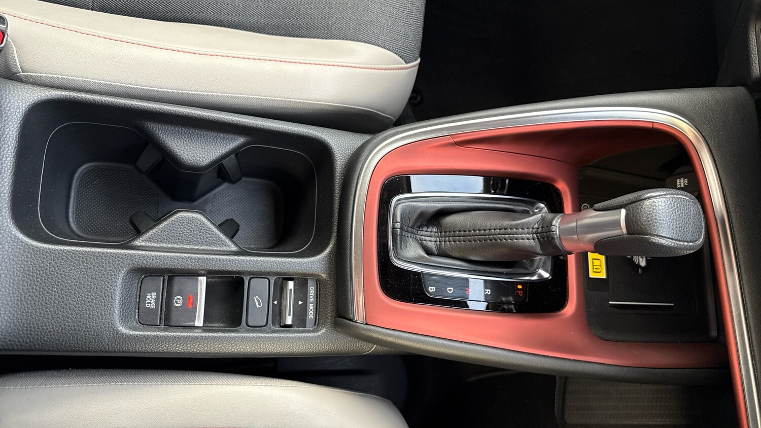 Used Honda HR-V 2022 for sale - 76830538: Photo 34