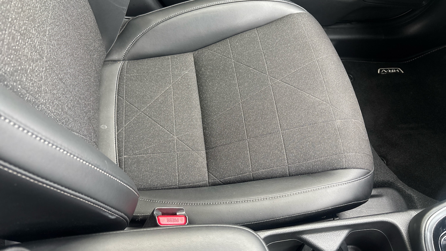 Used Honda HR-V 2023 for sale - 77822037: Photo 30