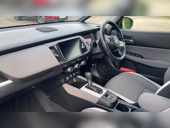 Used Honda Jazz 2020 for sale - 76196345: Photo 2