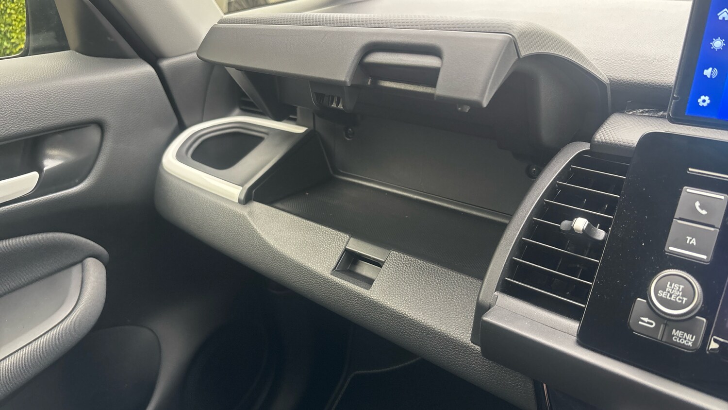 Used Honda Jazz 2023 for sale - 77893244: Photo 28