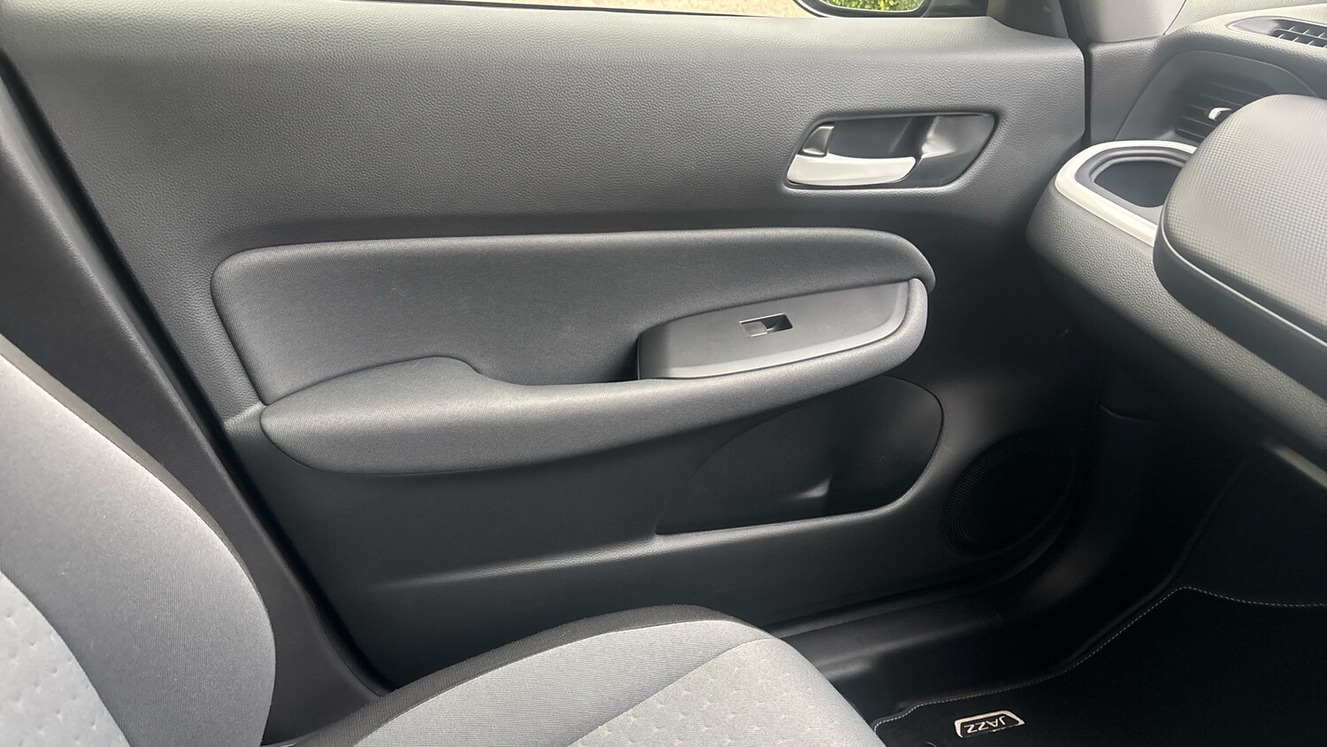 Used Honda Jazz 2023 for sale - 77893244: Photo 30