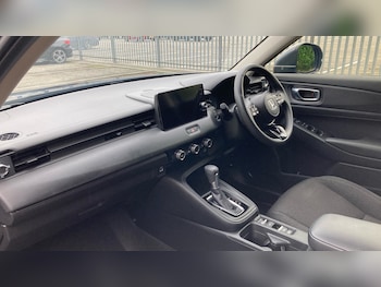 Used Honda HR-V 2022 for sale - 76313775: Photo 2