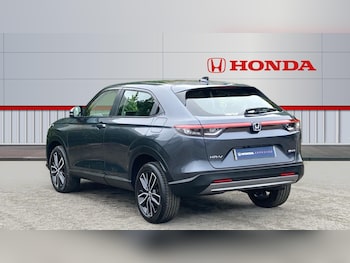 Used Honda HR-V 2022 for sale - 76313775: Photo 3