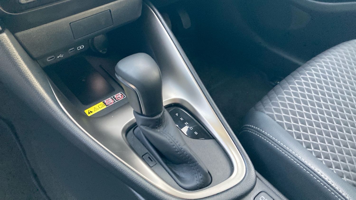 Used Mazda Mazda2 HYBRID 2024 for sale - 77915867: Photo 13