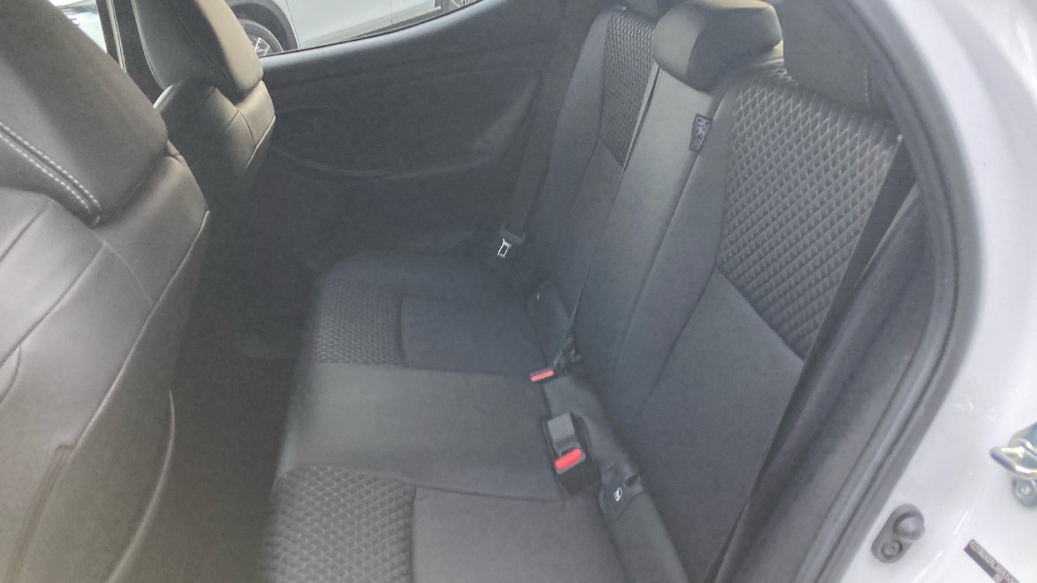 Used Mazda Mazda2 HYBRID 2024 for sale - 77915867: Photo 16