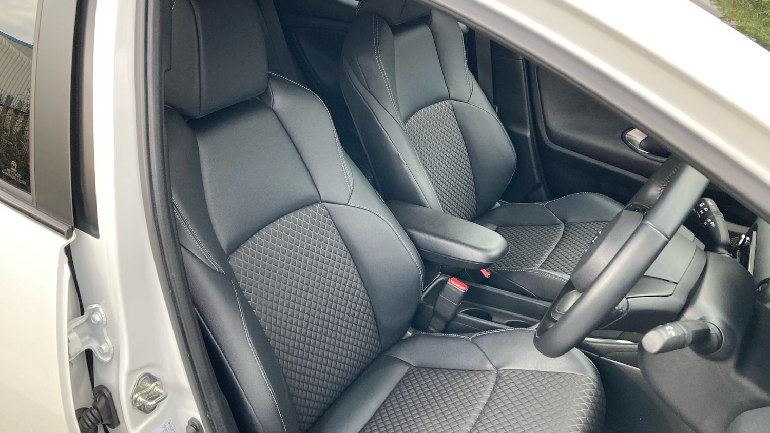 Used Mazda Mazda2 HYBRID 2024 for sale - 77915867: Photo 22