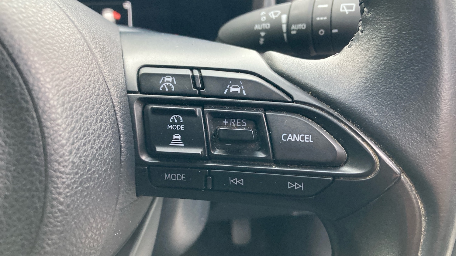 Used Mazda Mazda2 HYBRID 2024 for sale - 77915867: Photo 29