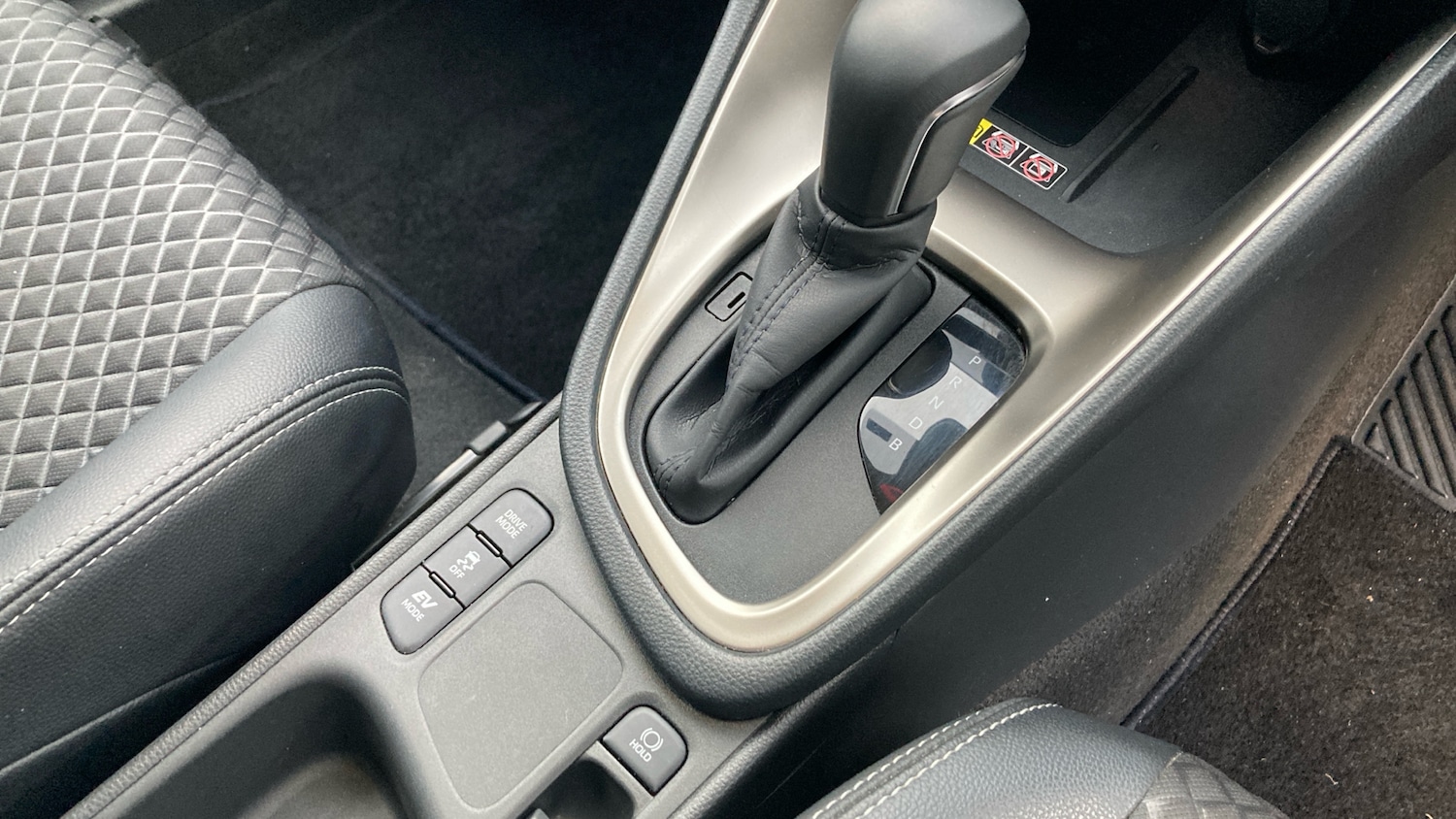 Used Mazda Mazda2 HYBRID 2024 for sale - 77915867: Photo 31