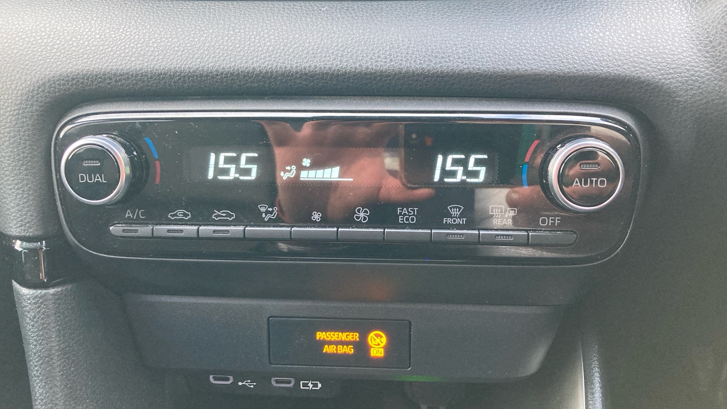 Used Mazda Mazda2 HYBRID 2024 for sale - 77915867: Photo 40