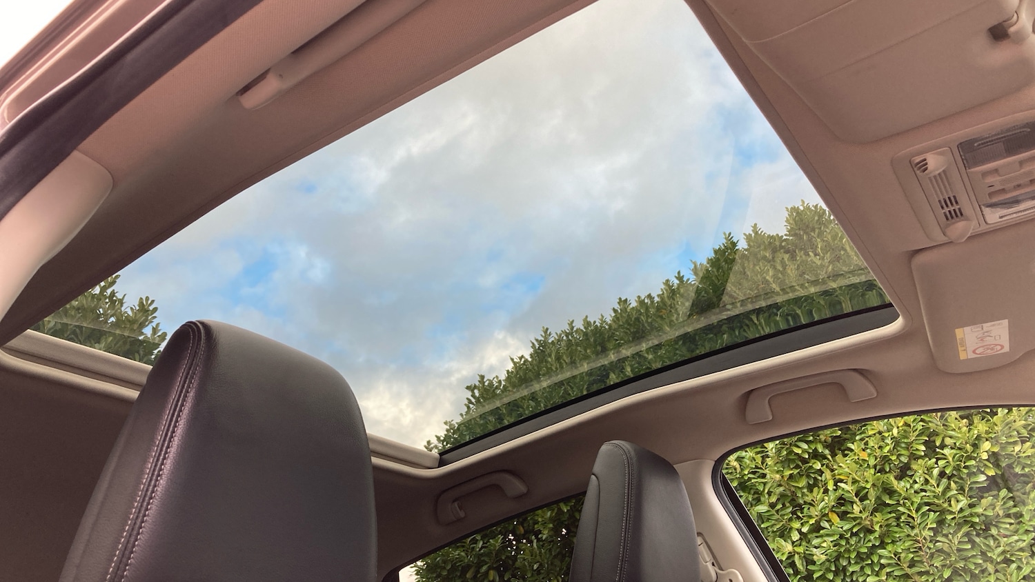 Used Honda CR-V 2017 for sale - 76480225: Photo 26