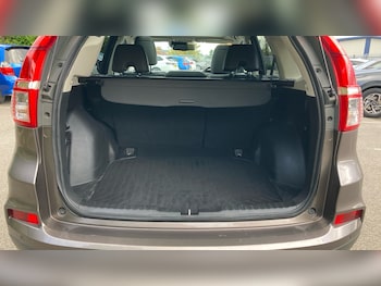 Used Honda CR-V 2017 for sale - 76480225: Photo