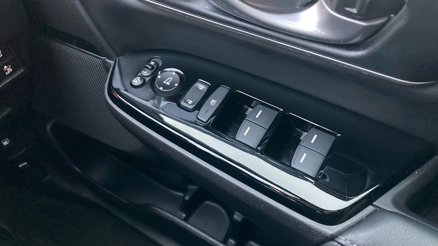 Used Honda CR-V 2023 for sale - 77222862: Photo 25