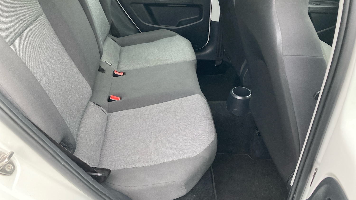 Used Volkswagen up! 2015 for sale - 77220744: Photo 25