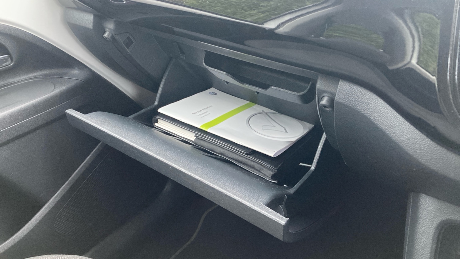 Used Volkswagen up! 2015 for sale - 77220744: Photo 30