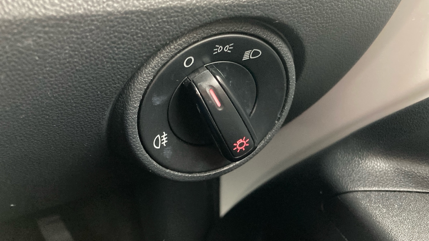 Used Volkswagen up! 2015 for sale - 77220744: Photo 34