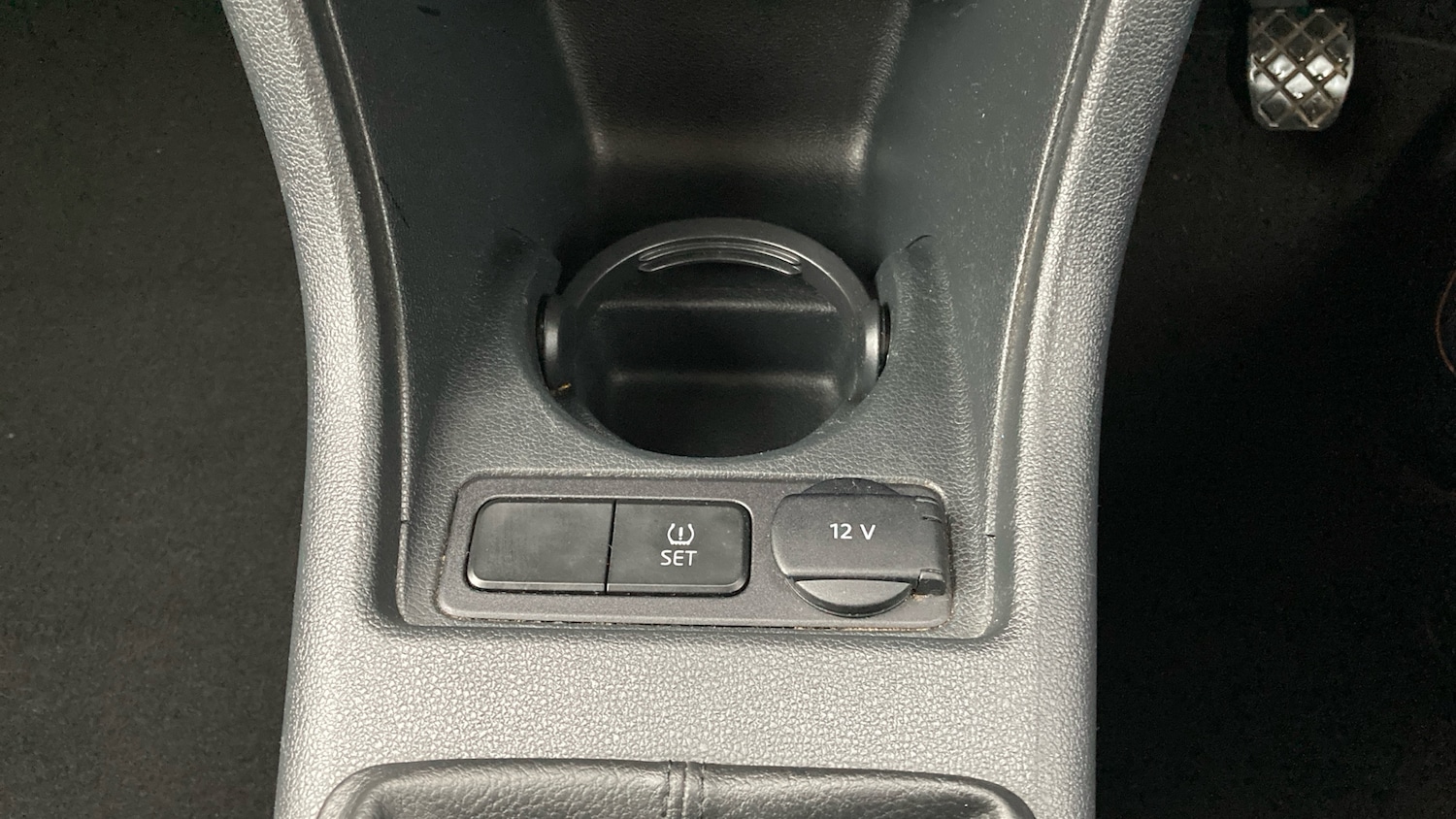 Used Volkswagen up! 2015 for sale - 77220744: Photo 37