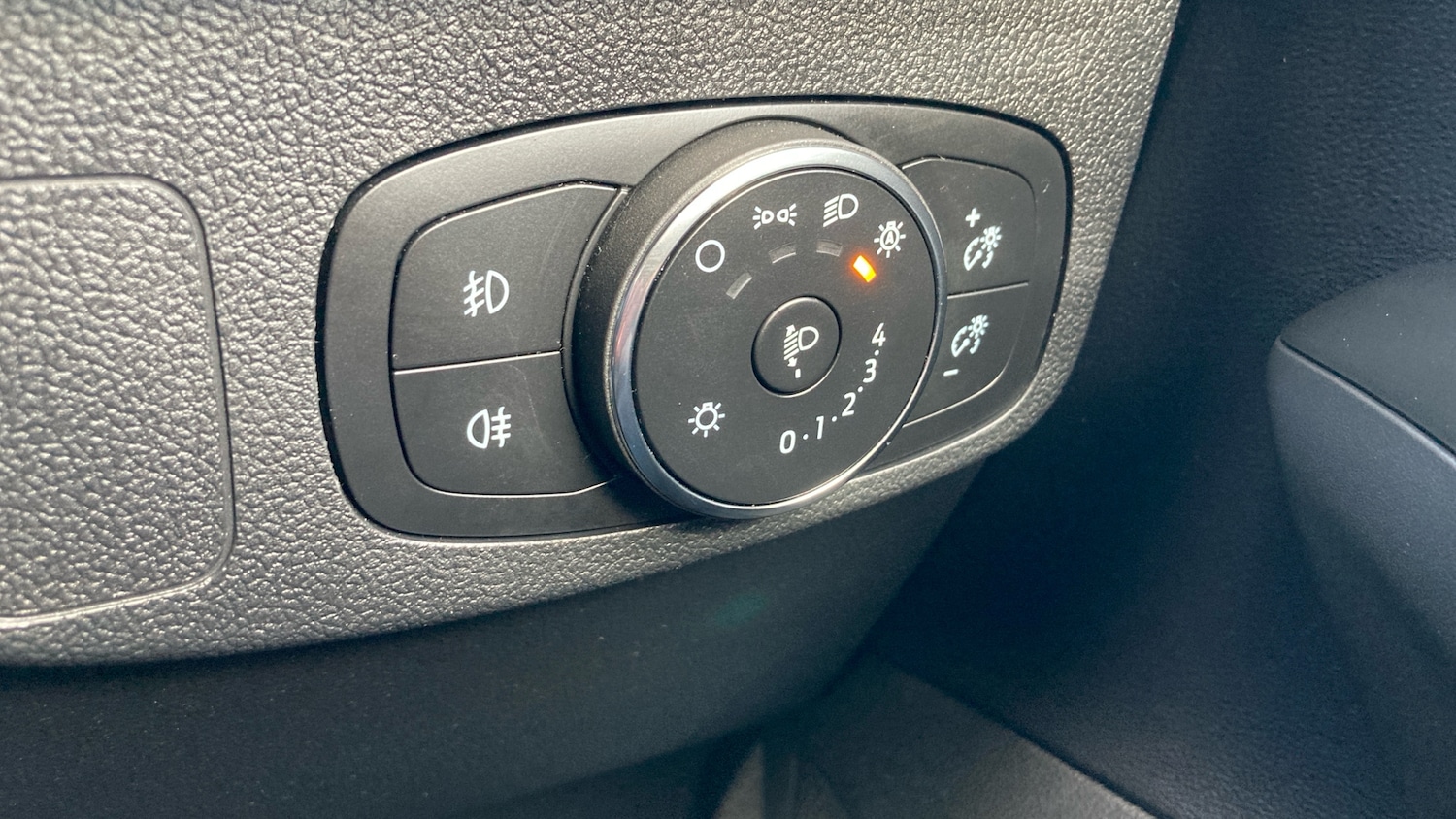 Used Ford Focus 2022 for sale - 76904903: Photo 47