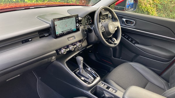 Used Honda HR-V 2024 for sale - 76330354: Photo 2