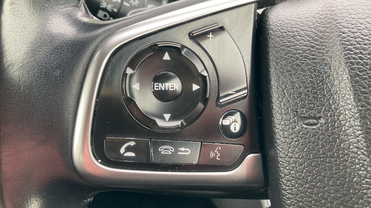 Used Honda CR-V 2020 for sale - 76603281: Photo 17