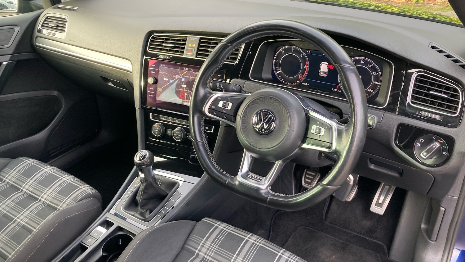 Used Volkswagen Golf 2017 for sale - 77804315: Photo 11