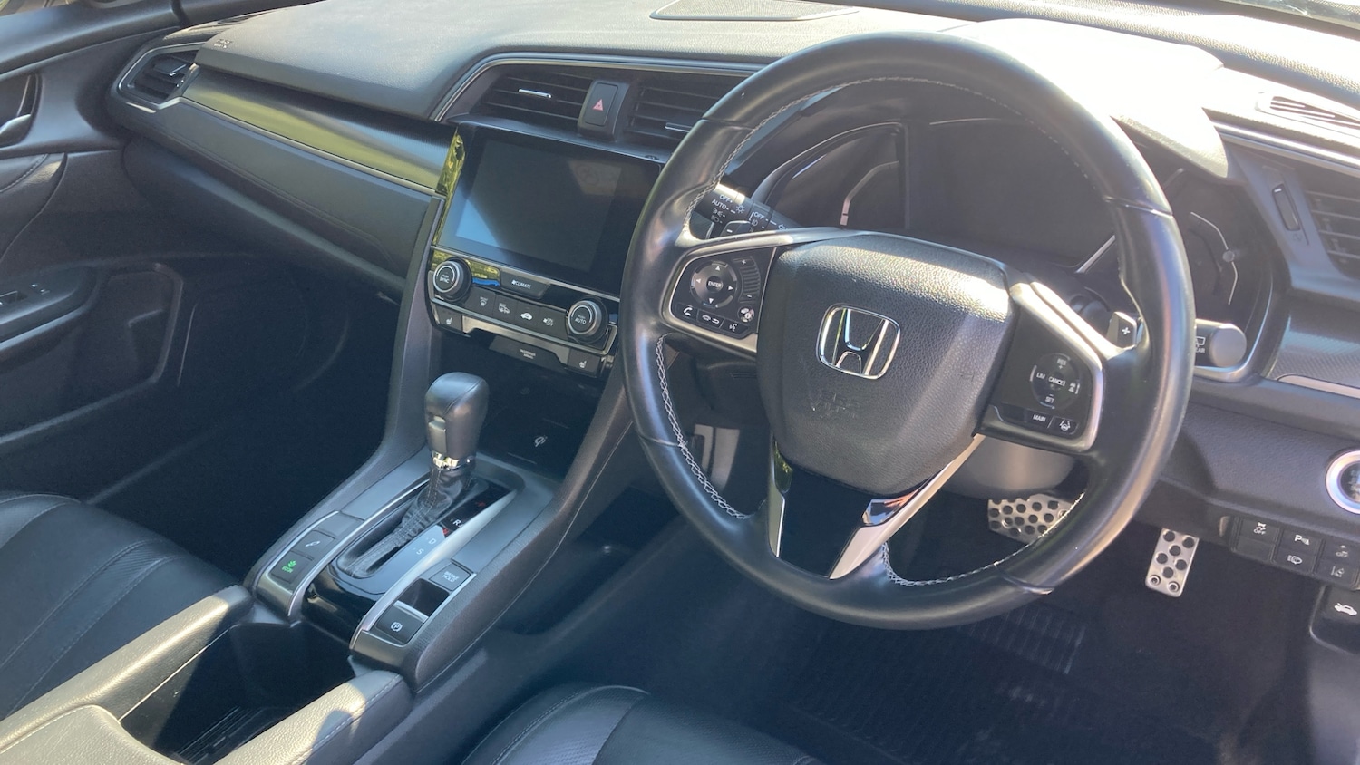 Used Honda Civic 2017 for sale - 77975761: Photo 11