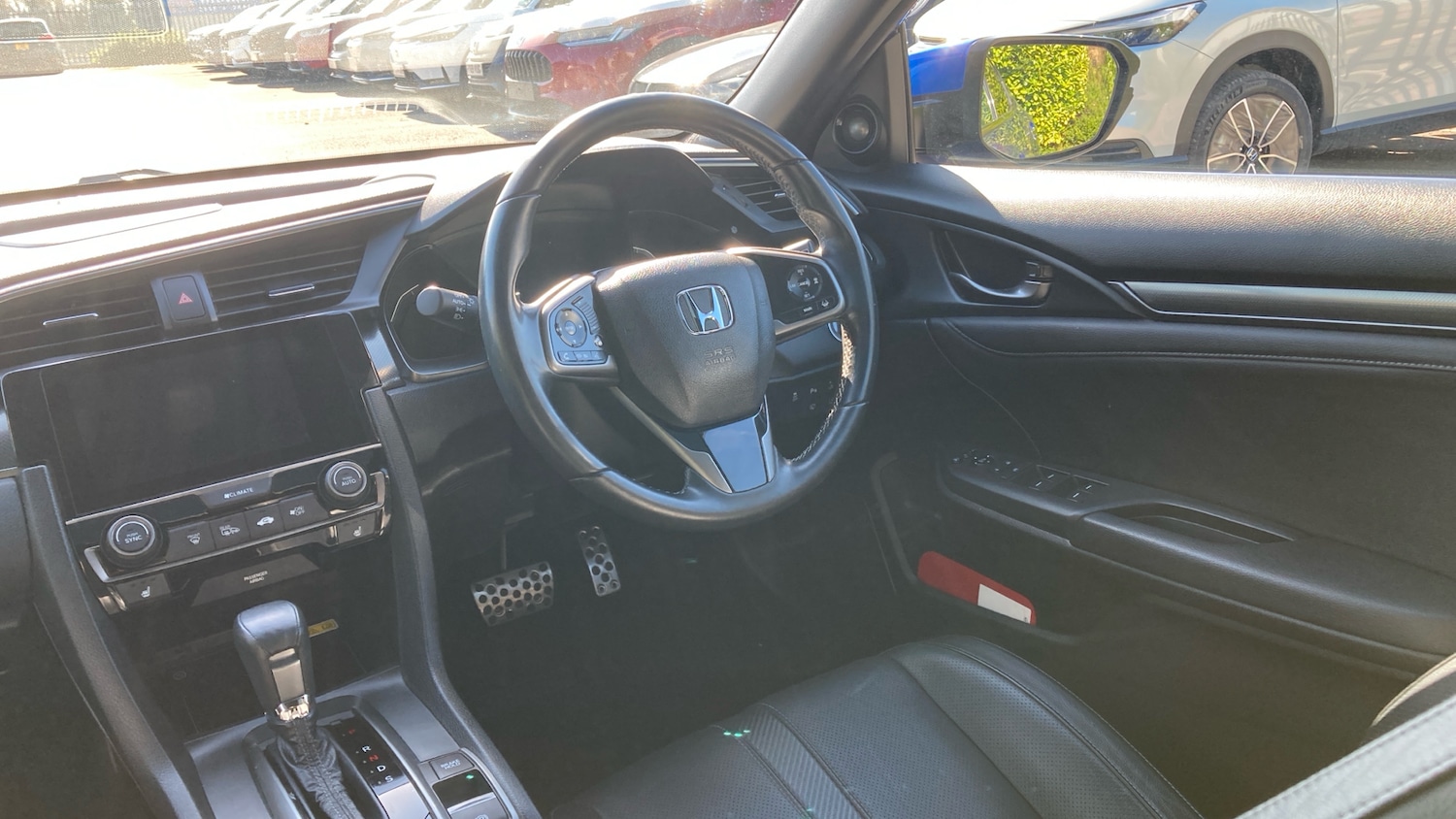 Used Honda Civic 2017 for sale - 77975761: Photo 24