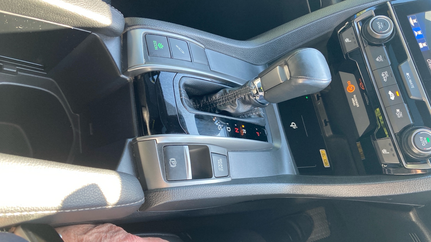 Used Honda Civic 2017 for sale - 77975761: Photo 39