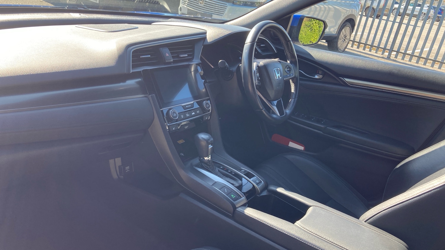 Used Honda Civic 2017 for sale - 77975761: Photo 9