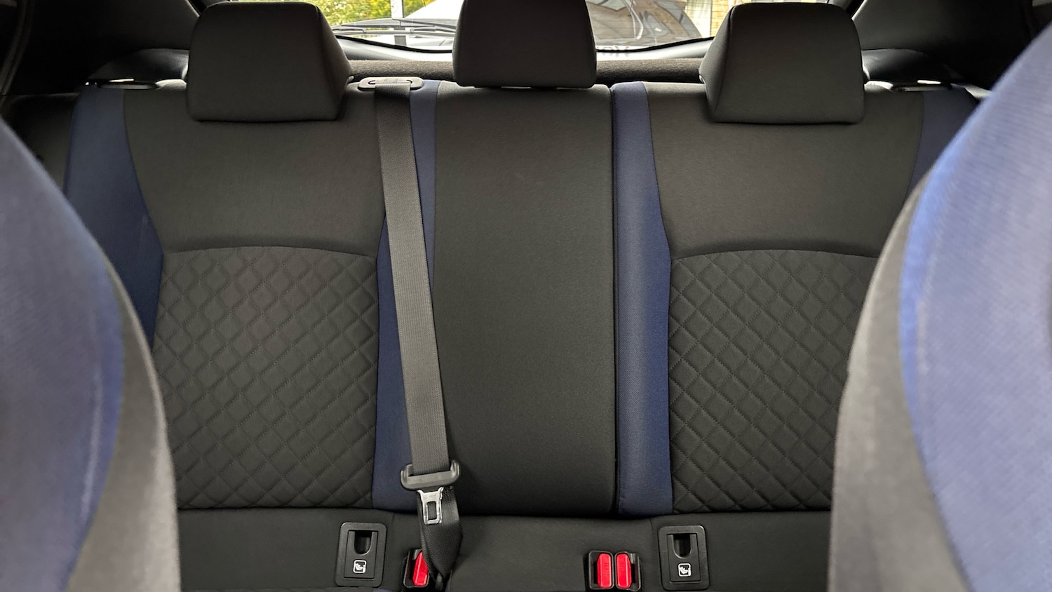 Used Toyota C-HR 2021 for sale - 77339140: Photo 15