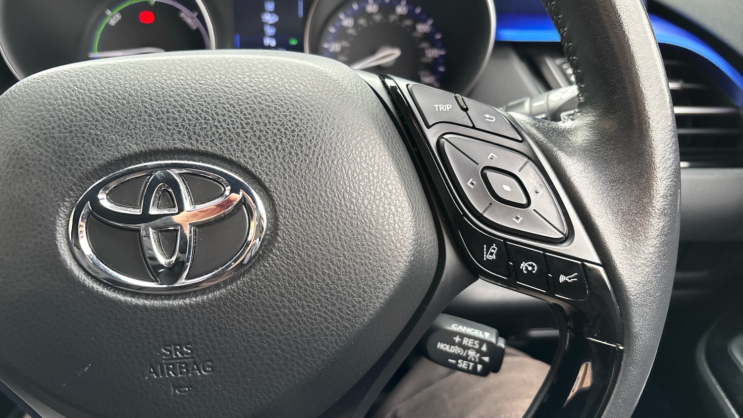 Used Toyota C-HR 2021 for sale - 77339140: Photo 25