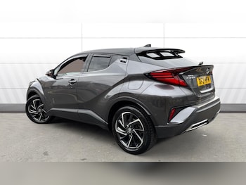 Used Toyota C-HR 2021 for sale - 77339140: Photo